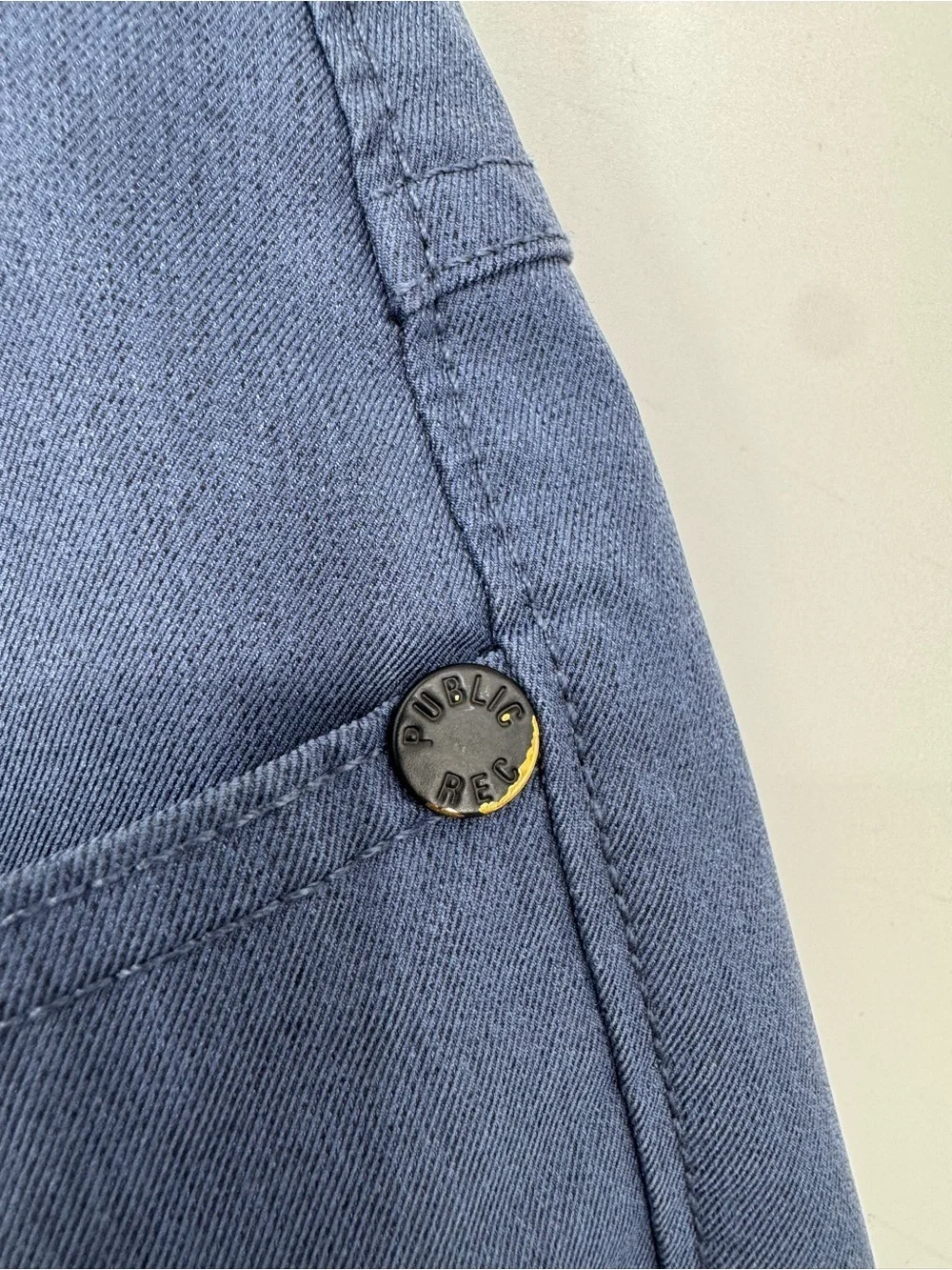 Public Rec Men's Dress Pants in Slate Blue Size 40 Waist + 28 Length Preppy Golf